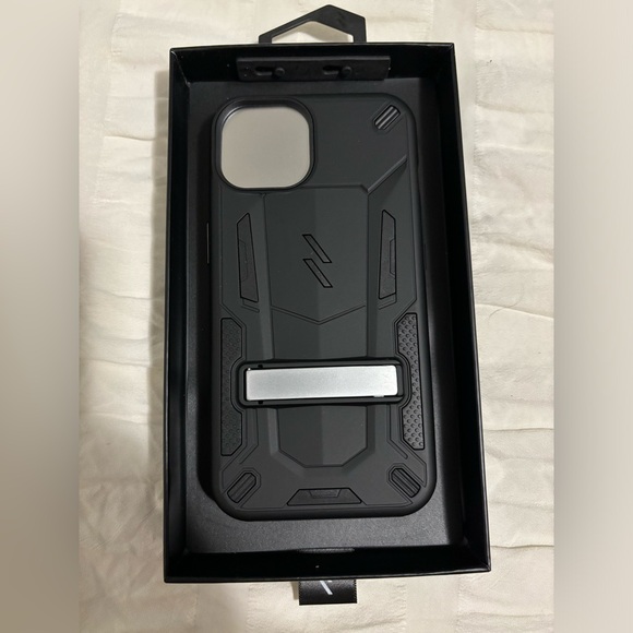 iPhone case - Picture 2 of 3